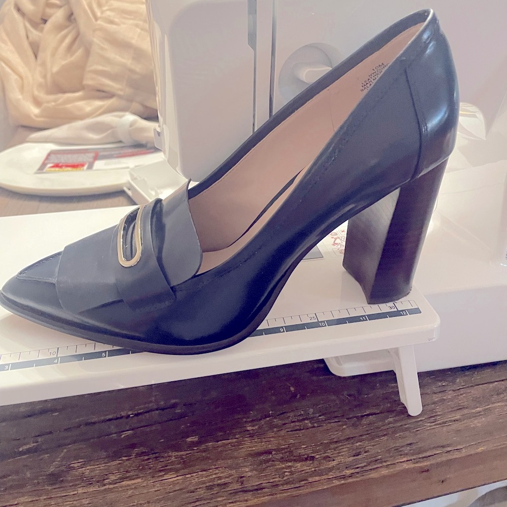 Women shoes (heels)